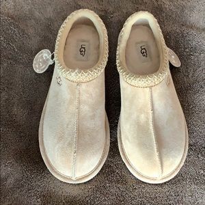 UGG TASMAN PINNACLE size 9